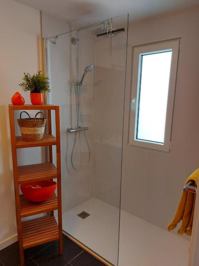 Aux Capucines Bed & Breakfast ธูส์ ภายนอก รูปภาพ